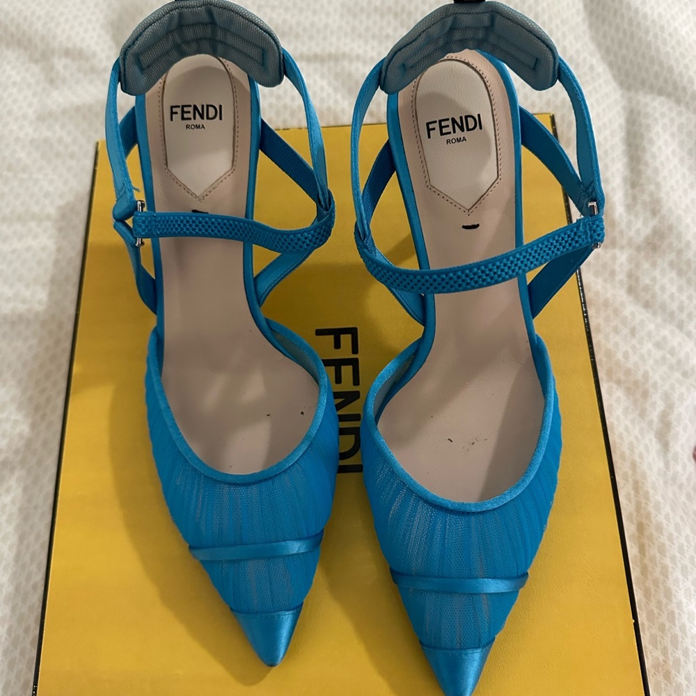 Fendi shoes size 36